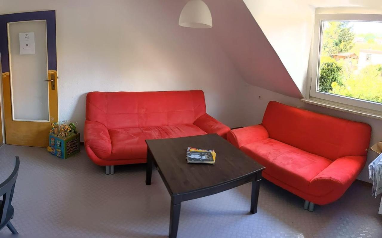 Monkey Factory - Mini Home-Stay Hostel Traben-Trarbach Δωμάτιο φωτογραφία