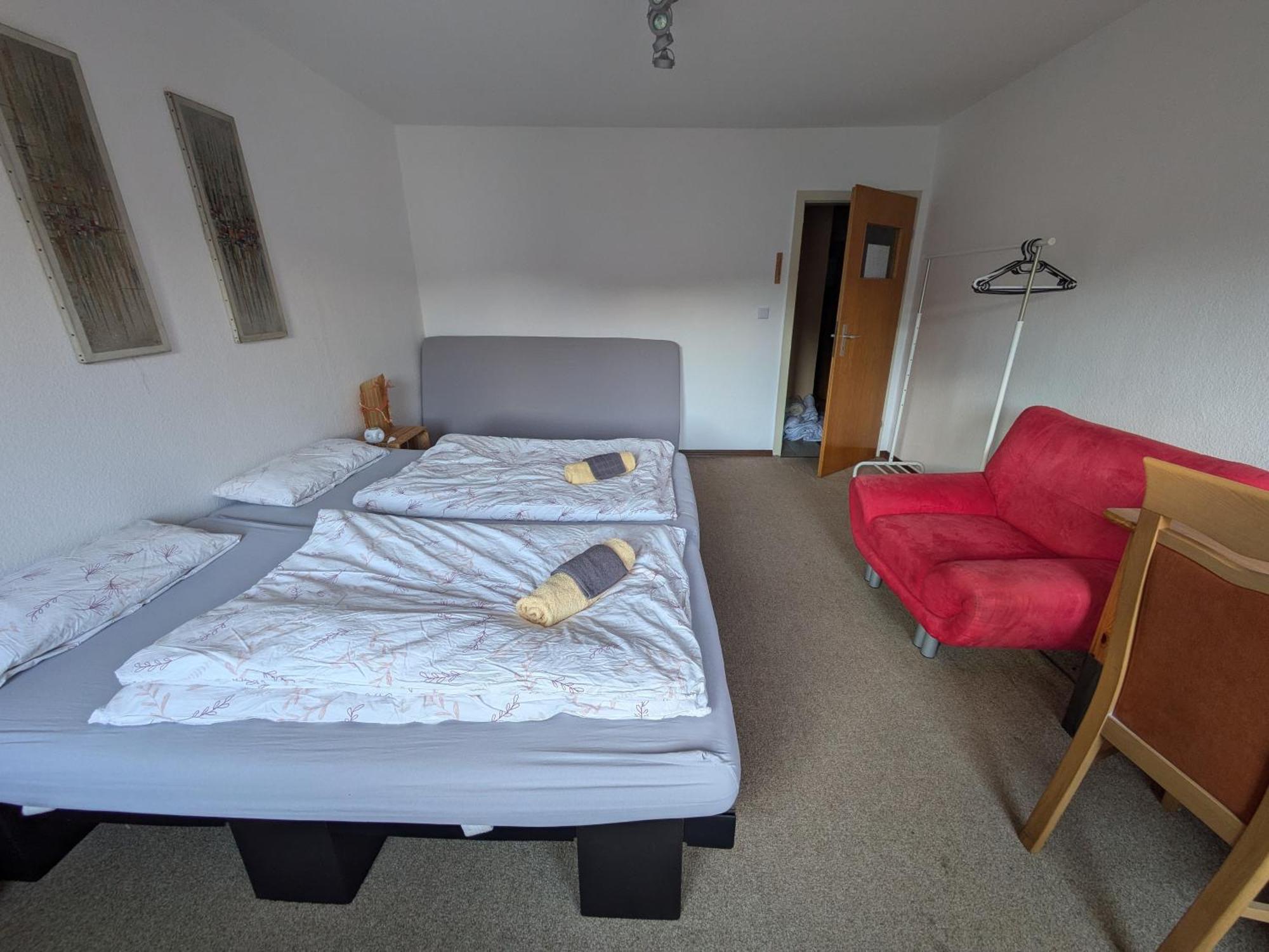 Monkey Factory - Mini Home-Stay Hostel Traben-Trarbach Δωμάτιο φωτογραφία